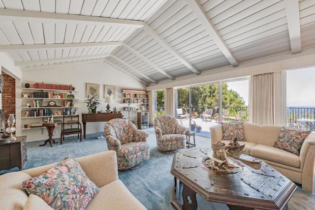 495 Summit Springs Road, Woodside CA: https://media.crmls.org/mediaz/671cf927-0757-4772-85f9-16a5e39bf9a6.jpg