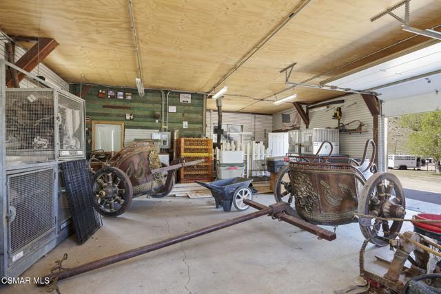 2837 Clear Canyon Road, Lebec CA: https://media.crmls.org/mediaz/671d05f5-26a4-4d54-9440-13bc5265818e.jpg