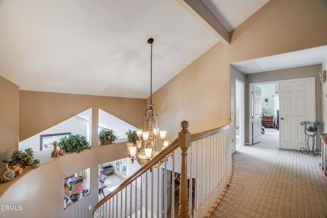 35135 Caprock Road, Santa Clarita CA: https://media.crmls.org/mediaz/671db000-dbc9-40ea-8eaa-71687969176b.jpg