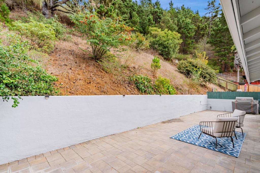 671Dc7D1 9B2B 4D9C 8C62 B005B26483Bd 281 Piedmont Avenue, Pacifica, Ca 94044 &Lt;Span Style='BackgroundColor:transparent;Padding:0Px;'&Gt; &Lt;Small&Gt; &Lt;I&Gt; &Lt;/I&Gt; &Lt;/Small&Gt;&Lt;/Span&Gt;