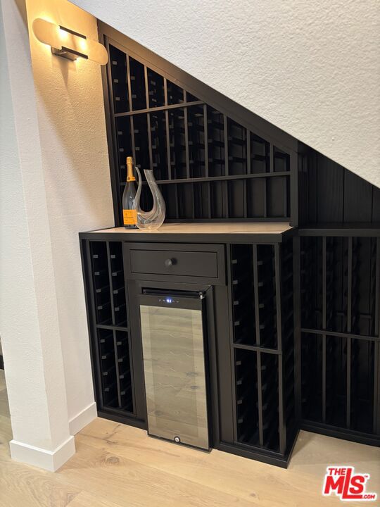 880 Hilldale Avenue, West Hollywood CA: https://media.crmls.org/mediaz/671e25cc-40af-4c9f-8660-428dec201b72.jpg