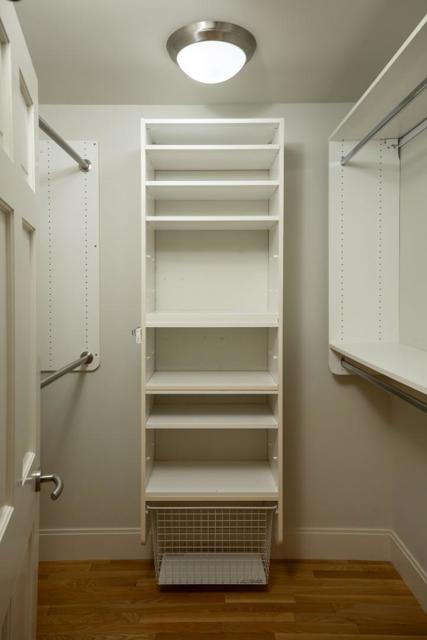1330 Trinity Drive, Menlo Park CA: https://media.crmls.org/mediaz/671f21d7-2f31-4bce-93ca-21fbfa10a6c2.jpg