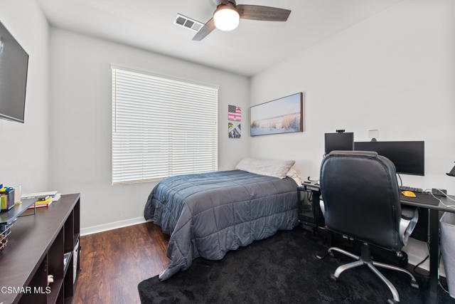 1830 Poppy Drive, Simi Valley CA: https://media.crmls.org/mediaz/671f7f1c-97db-4431-8c40-915f06ab1d85.jpg