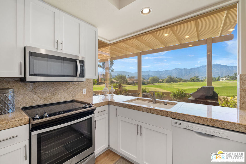 MLS #25617229PS image #16