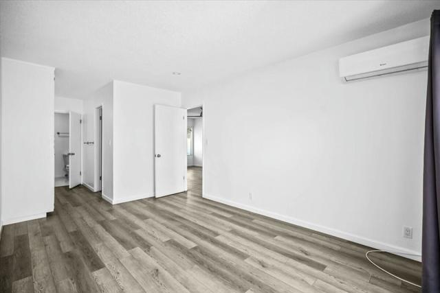 1595 S Indian Trail, Palm Springs CA: https://media.crmls.org/mediaz/67214dde-279c-4cd1-9d1a-3b57471e2abc.jpg