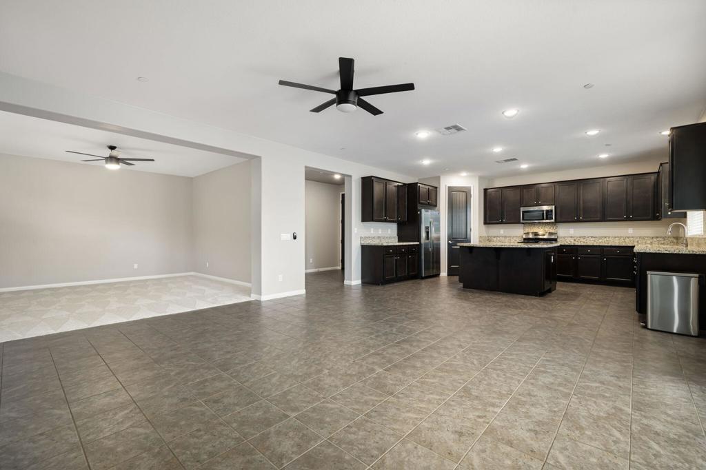 MLS #219136771DA image #14