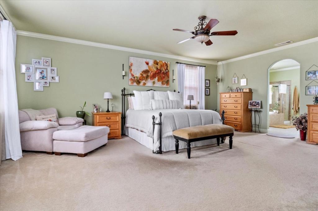 https://media.crmls.org/mediaz/67227e0f-5d4e-449e-93ae-11c7d5be5cf7.jpg?preset=X-Large