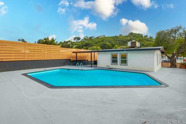 Detail Gallery Image 31 of 39 For 5610 Streamview Dr, San Diego,  CA 92105 - 3 Beds | 2 Baths