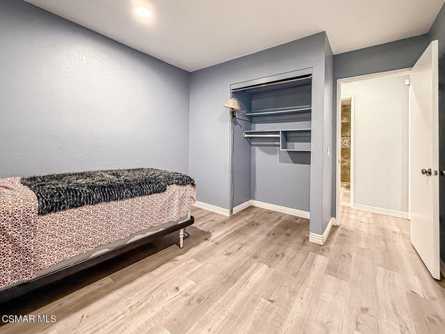 2098 Covington Avenue, Simi Valley CA: https://media.crmls.org/mediaz/672446fd-9376-4490-94d2-50b8de59689a.jpg