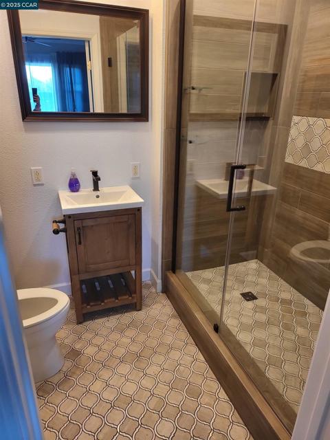 814 Marin Rd, El Sobrante CA: https://media.crmls.org/mediaz/67253e40-65fa-4208-8f2c-39991eddfaa9.jpg