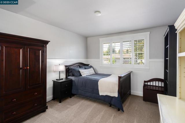 2060 Canyon Crest Ave, San Ramon CA: https://media.crmls.org/mediaz/6725abcd-a7ed-4ba4-9e95-286506838a46.jpg