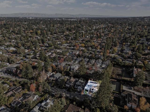 Image 1 of 2 For 399 Camino Al Lago