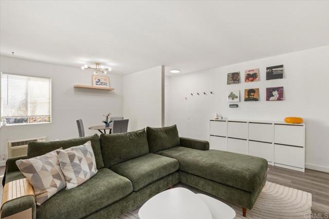 Detail Gallery Image 5 of 37 For 7980 Mission Center Ct #F,  San Diego,  CA 92108 - 1 Beds | 1 Baths