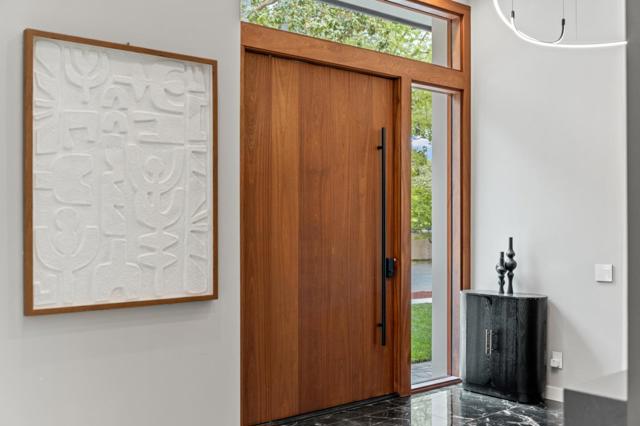 90 Crescent Drive, Palo Alto CA: https://media.crmls.org/mediaz/67266284-bb84-41dd-9879-06a05fe1bfa2.jpg