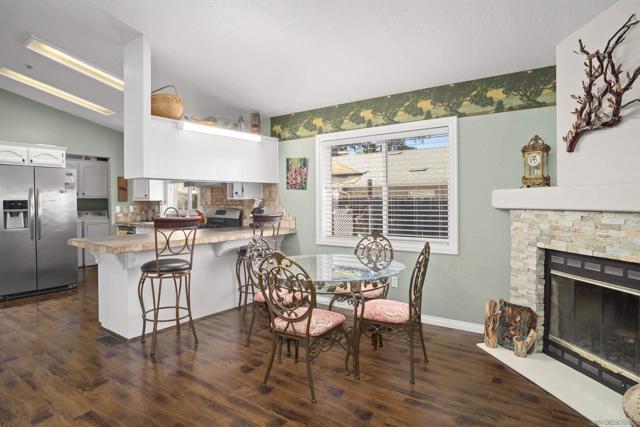 Image 17 of 60 For 9421 Los Coches Rd