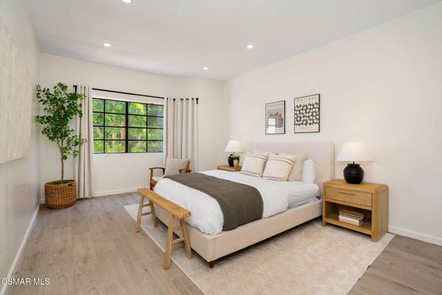 17914 Magnolia Boulevard, Encino CA: https://media.crmls.org/mediaz/672675ac-cc79-4488-b9bf-6e8848ef0d0e.jpg