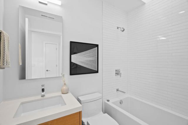 628 8th Avenue, Menlo Park CA: https://media.crmls.org/mediaz/67275eb4-2f14-48c0-82e9-a387343e3104.jpg