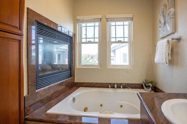 20089 Wisteria Street, Castro Valley CA: https://media.crmls.org/mediaz/672855de-27ee-4a36-8cea-2fa61bfe58f5.jpg