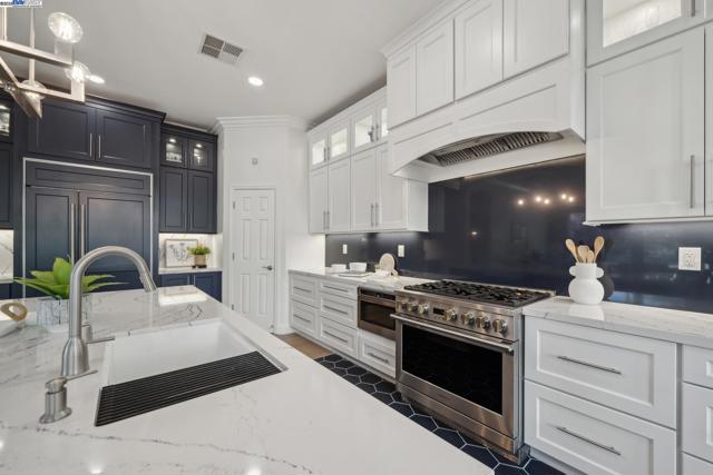 1221 Culet Ranch Rd, Danville CA: https://media.crmls.org/mediaz/6728b045-99b2-435b-8b60-eb1dd5272e4e.jpg