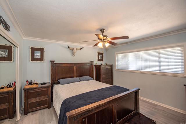 Detail Gallery Image 12 of 63 For 2094 Thibodo Ct, Vista,  CA 92081 - 3 Beds | 2 Baths