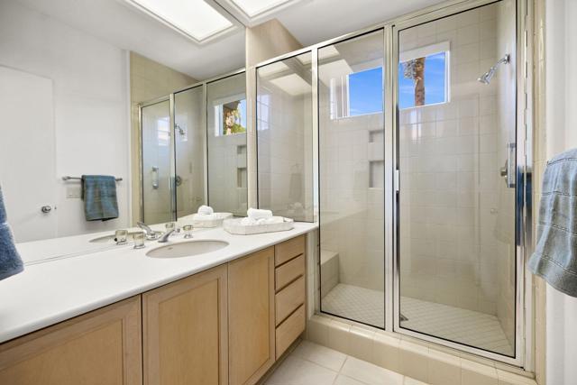 479 Desert Holly Drive, Palm Desert, CA 92211