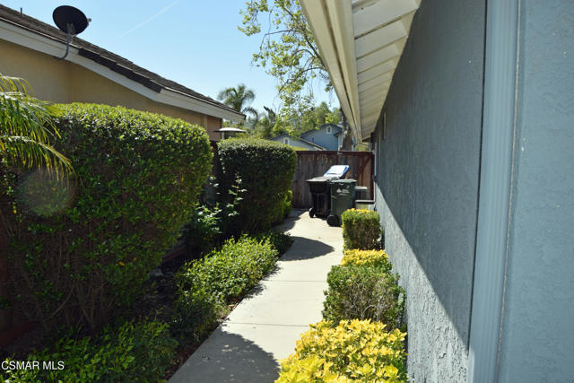 2462 Rikkard Drive, Thousand Oaks CA: https://media.crmls.org/mediaz/672989e7-8a55-4e78-ba65-017a959c6996.jpg