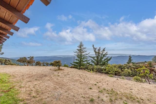 16420 Soda Springs Road, Los Gatos CA: https://media.crmls.org/mediaz/6729c5db-cedf-4ec4-8fd1-b457f65ea8e5.jpg