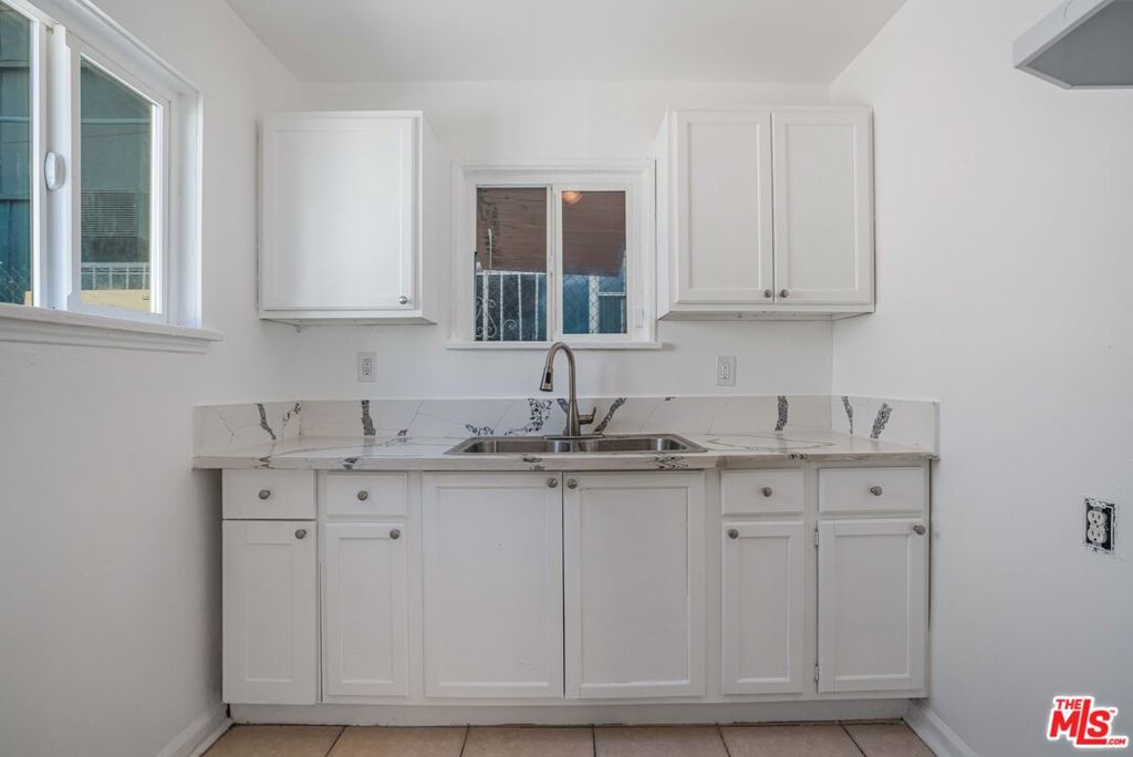 MLS #25597431 image #29