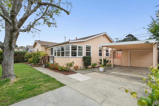 525 Laverne Avenue, Aptos CA: https://media.crmls.org/mediaz/672aadc5-0fb3-494a-bf5b-735009c0d452.jpg