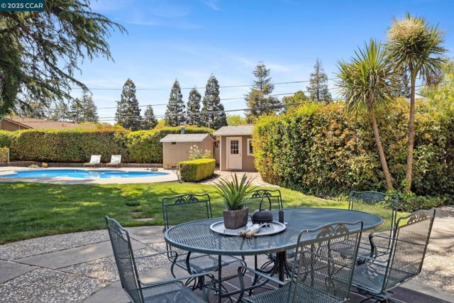 Image 32 of 60 For 3044 Santa Maria Dr