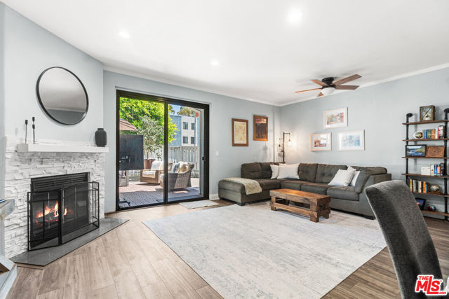 2 Bed Home for Sale in Los Angeles, California