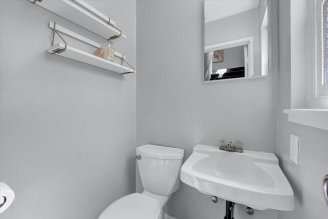1633 Dallas Court, Los Altos CA: https://media.crmls.org/mediaz/672b3a6b-fad4-4c92-8c66-1b0e92ab0b1a.jpg