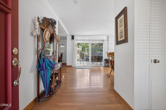 Detail Gallery Image 9 of 42 For 939 Laurel Rd, Santa Paula,  CA 93060 - 3 Beds | 3 Baths