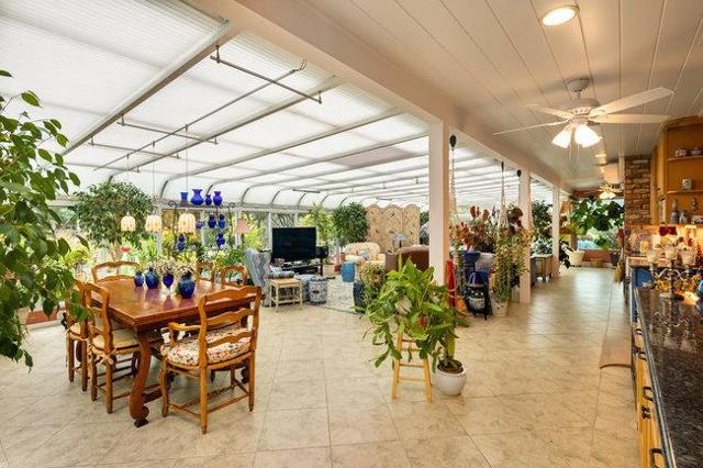 1175 Westridge Drive, Portola Valley CA: https://media.crmls.org/mediaz/672bc09e-4d10-44de-9151-ff682ccaeb85.jpg