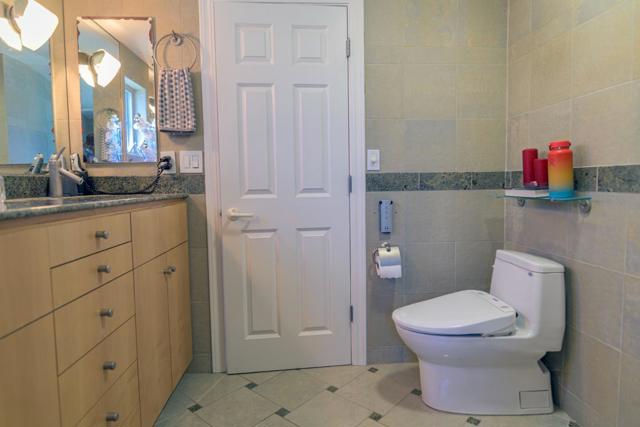 255 University Avenue, Los Gatos CA: https://media.crmls.org/mediaz/672c442f-85ba-43a2-96f7-7ee88e603d60.jpg