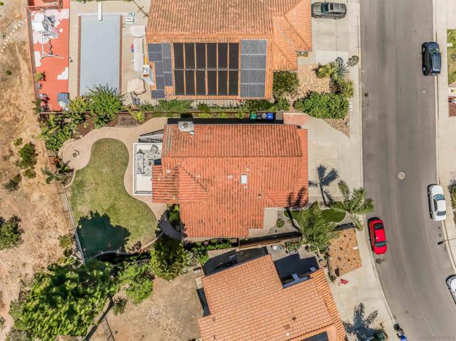 12440 Kestrel St, San Diego CA: https://media.crmls.org/mediaz/672ead2c-e453-4ff7-88bd-778d01fae359.jpg
