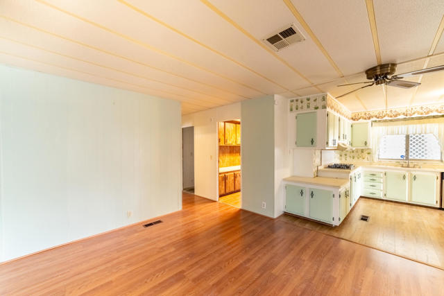 43378 Nola Street, Hemet CA: https://media.crmls.org/mediaz/673047db-36bd-417e-9f7f-b6e370b9260d.jpg