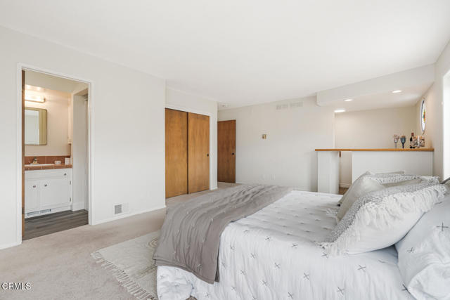 Detail Gallery Image 4 of 22 For 3700 Ocean Dr, Oxnard,  CA 93035 - 3 Beds | 0 Baths