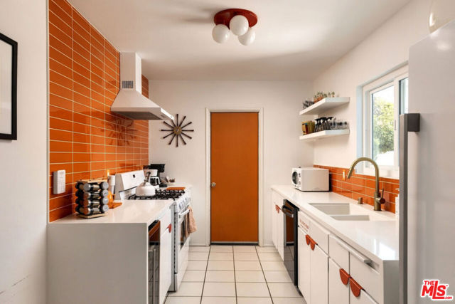 2256 N Victoria Road, Palm Springs, CA 92262