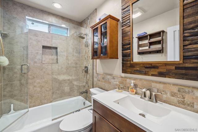 6352 Cleo St, San Diego CA: https://media.crmls.org/mediaz/67312d51-577b-4210-ad82-1579cfc3b50c.jpg