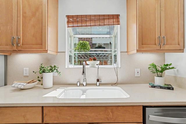 Image 23 of 68 For 710 Henderson Avenue