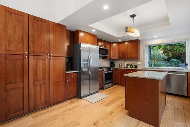 Detail Gallery Image 12 of 41 For 1277 Santa Luisa Dr., Solana Beach,  CA 92075 - 3 Beds | 2 Baths