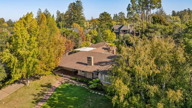 1735 Crockett Lane, Hillsborough CA: https://media.crmls.org/mediaz/6733ecc3-0e0a-4a63-9726-b078b8240c84.jpg