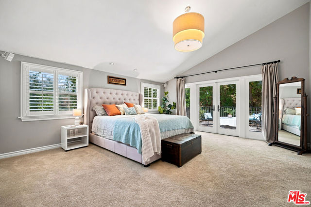4 Bed Home for Sale in Encino, California
