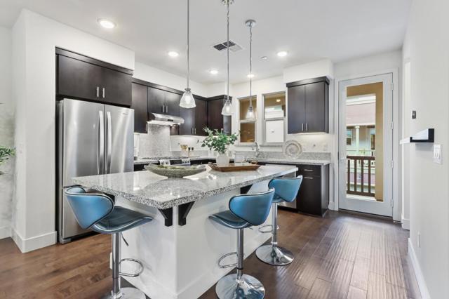 Image 12 of 41 For 457 Diller Street