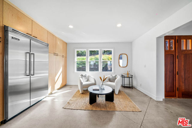 32070 Via Vera, Bonsall CA: https://media.crmls.org/mediaz/6736062a-a03d-4371-8e00-85d933f4288a.jpg