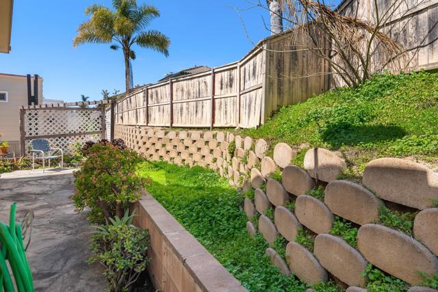 328 Killdeer, Oceanside CA: https://media.crmls.org/mediaz/6737be07-afdf-464b-ab14-fa1794ebbda1.jpg
