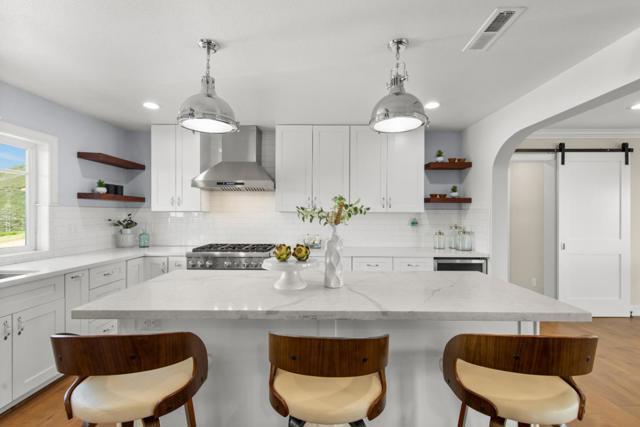 33501 Loma Chiquita Road, Los Gatos CA: https://media.crmls.org/mediaz/673846f5-3641-4d7c-acd8-de15772ae2cf.jpg