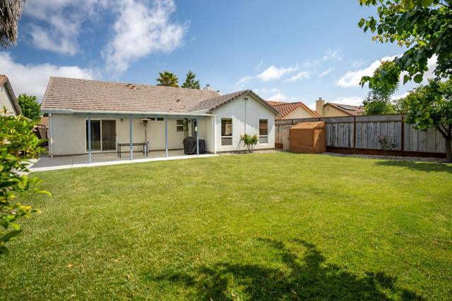 1221 Jacqueline Drive, Hollister CA: https://media.crmls.org/mediaz/6738606d-65cb-4155-8824-8148161c7d86.jpg