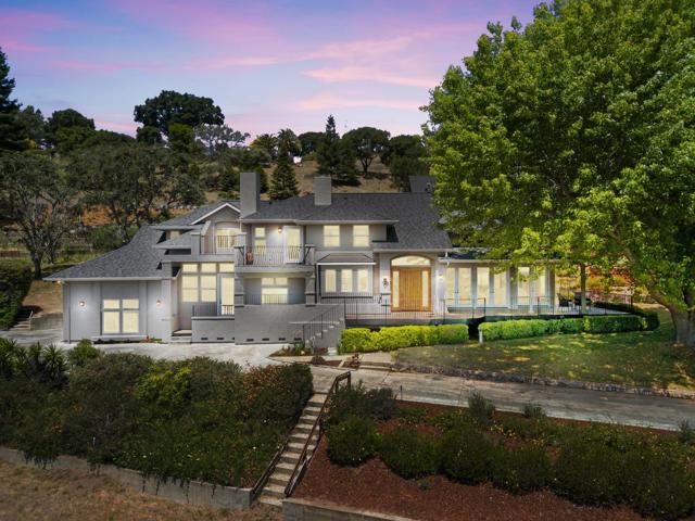 125 Orchard Heights Lane, Corralitos CA: https://media.crmls.org/mediaz/67395988-c3b9-4458-b194-205d752847a5.jpg
